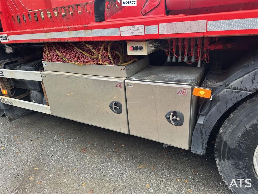 Volvo FM 410 skip dumper 6x2 w/ Laxo body, extension and
