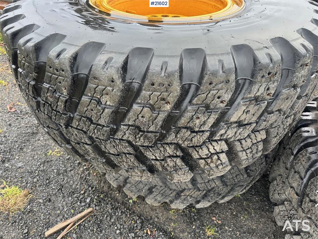 Volvo L90 E wheel loader w/ 3rd and 4th function, bucket
