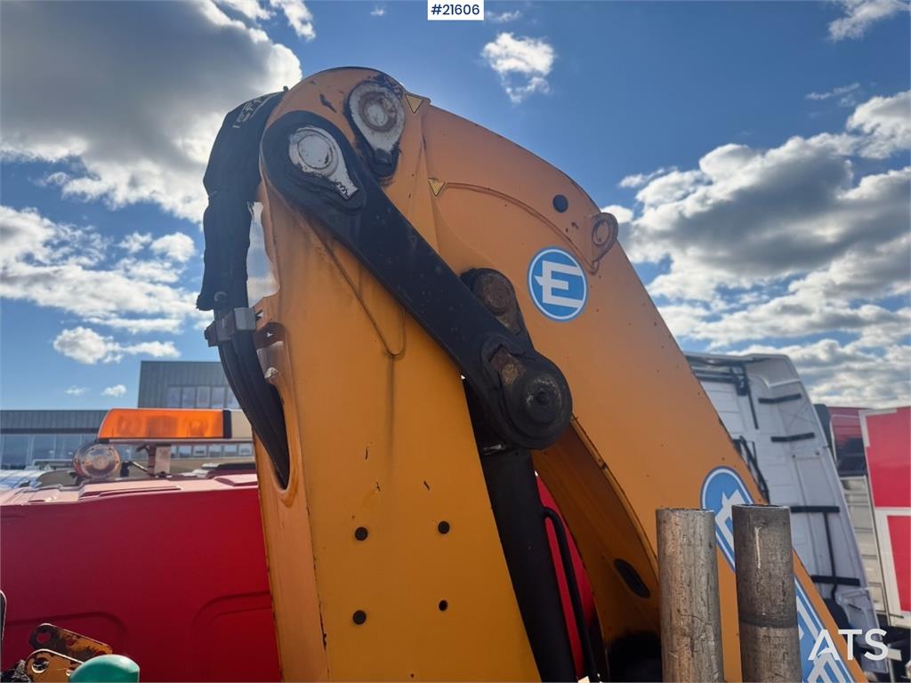 Volvo FE320 4x2 Crane truck w/ Effer 145 Crane.