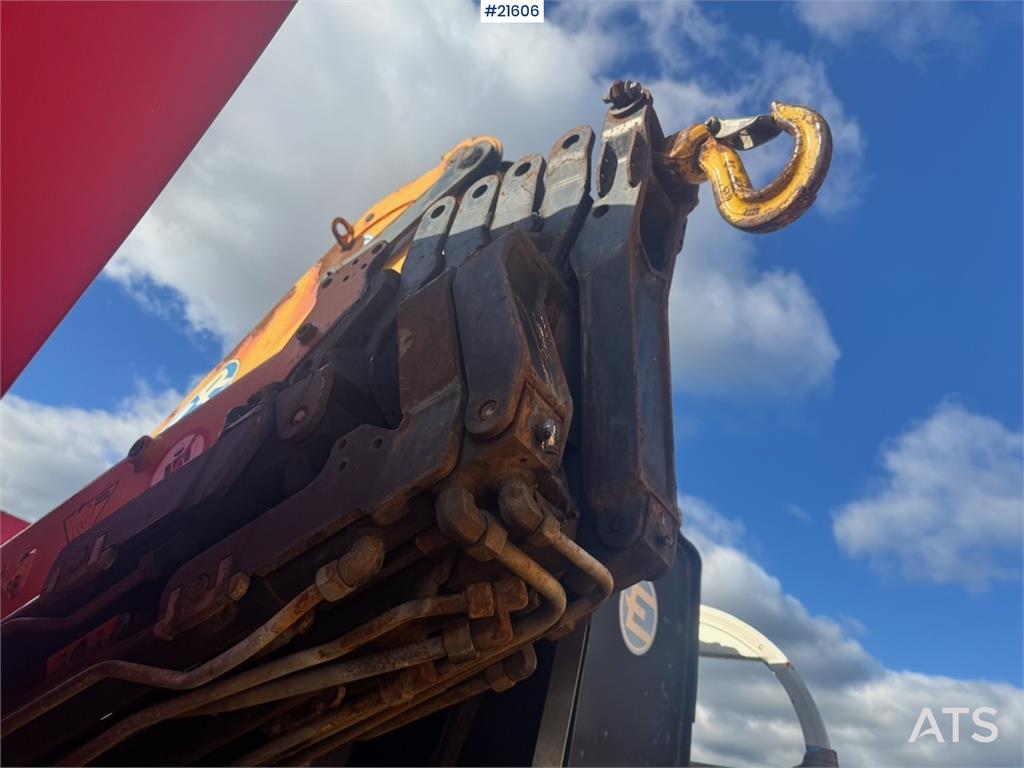 Volvo FE320 4x2 Crane truck w/ Effer 145 Crane.