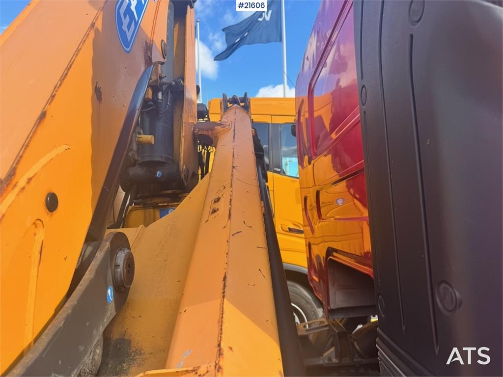 Volvo FE320 4x2 Crane truck w/ Effer 145 Crane.