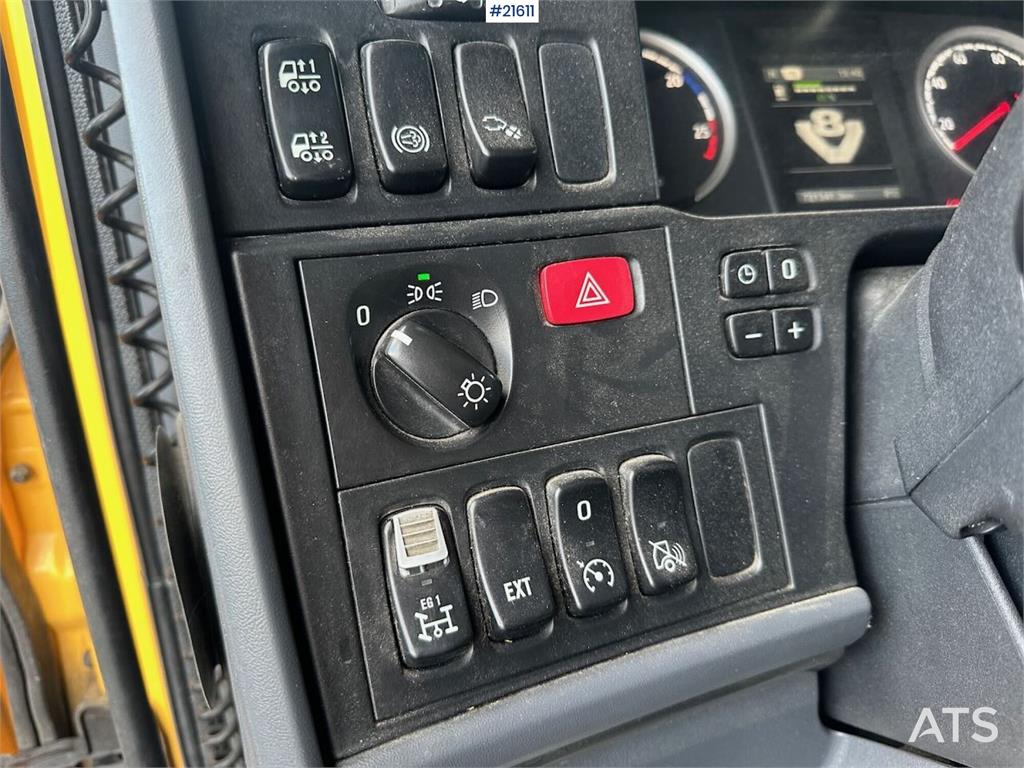 Scania R560 6x2 tractor. WATCH VIDEO.