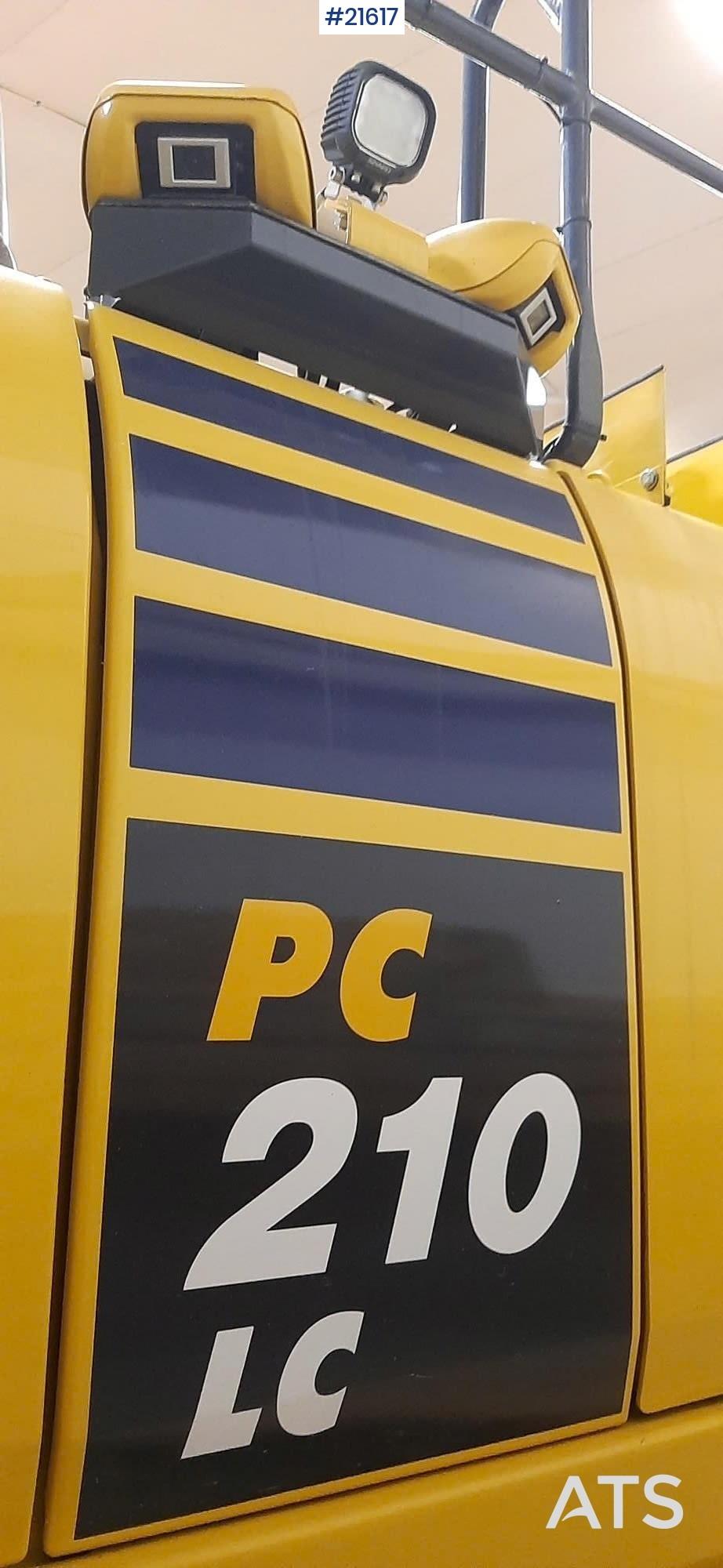 Komatsu PC 210 LC-11 w/ Sanding Bucket and Rototilt