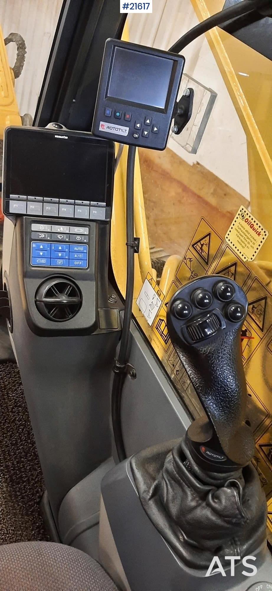 Komatsu PC 210 LC-11 w/ Sanding Bucket and Rototilt
