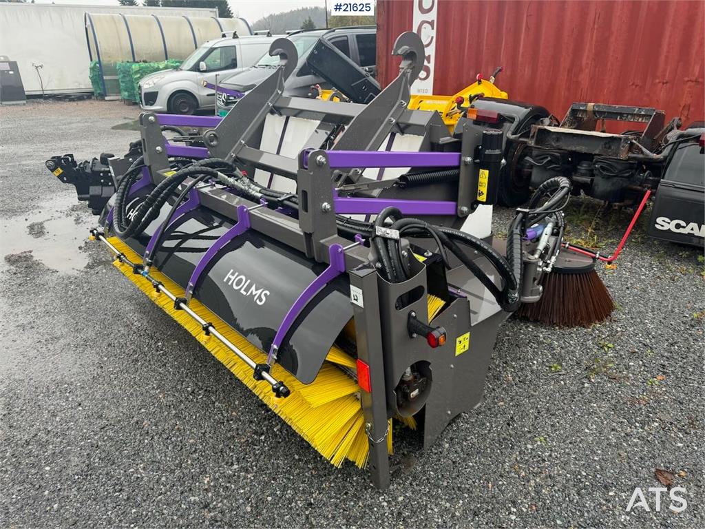 Volvo L45H Wheel Loader w/ lots of equipment! only 103 h
