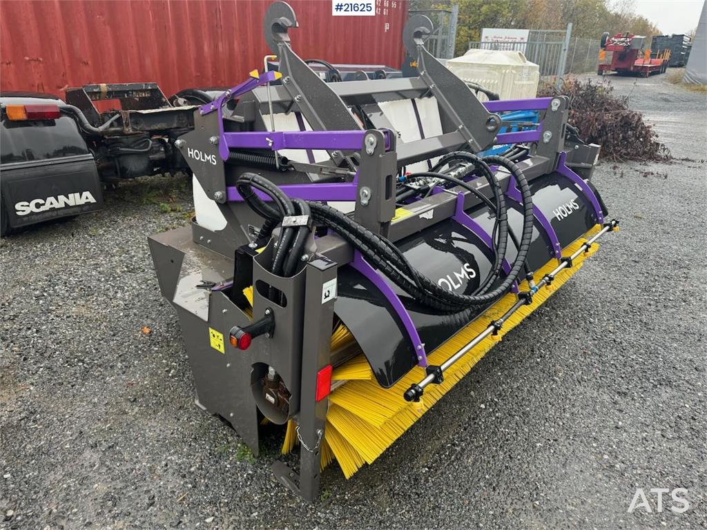 Volvo L45H Wheel Loader w/ lots of equipment! only 103 h