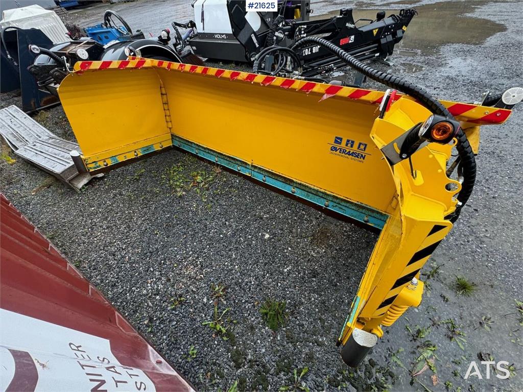 Volvo L45H Wheel Loader w/ lots of equipment! only 103 h