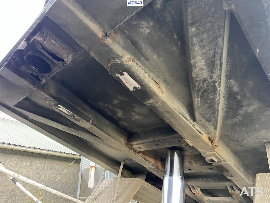 Scania R560 6x4 Tipper Truck