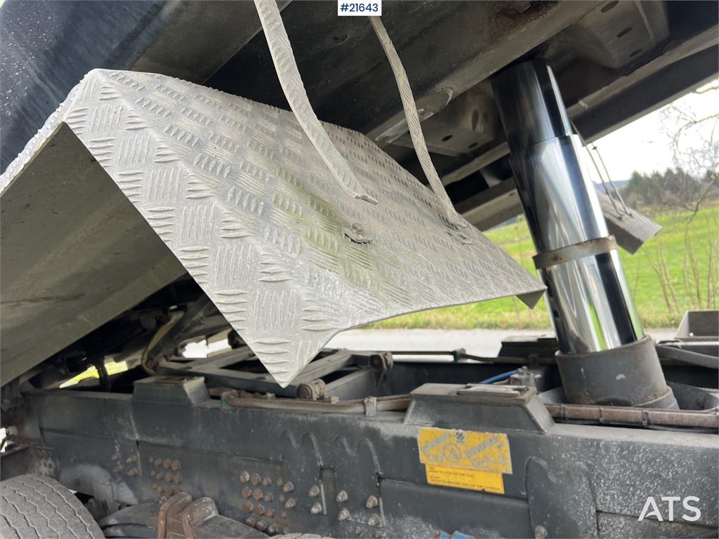 Scania R560 6x4 Tipper Truck