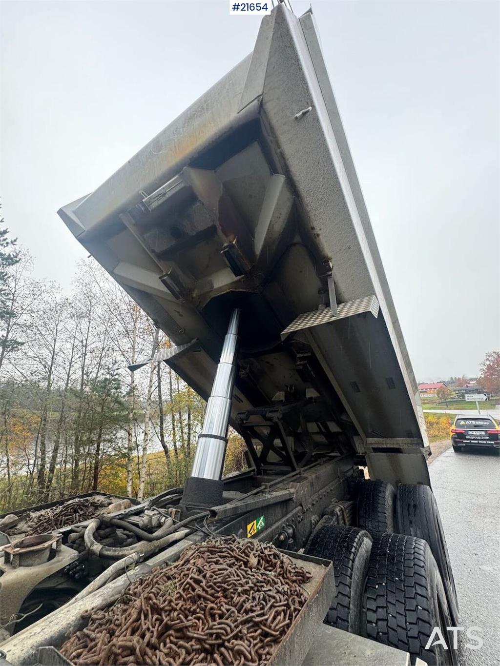 MAN TGX 26.580 6x4 – Tipper truck with snowplow setup