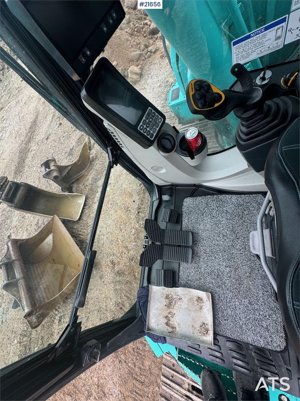 Kobelco SK230SRLC-5 Tracked Excavator w/ Tilt, Bucket and