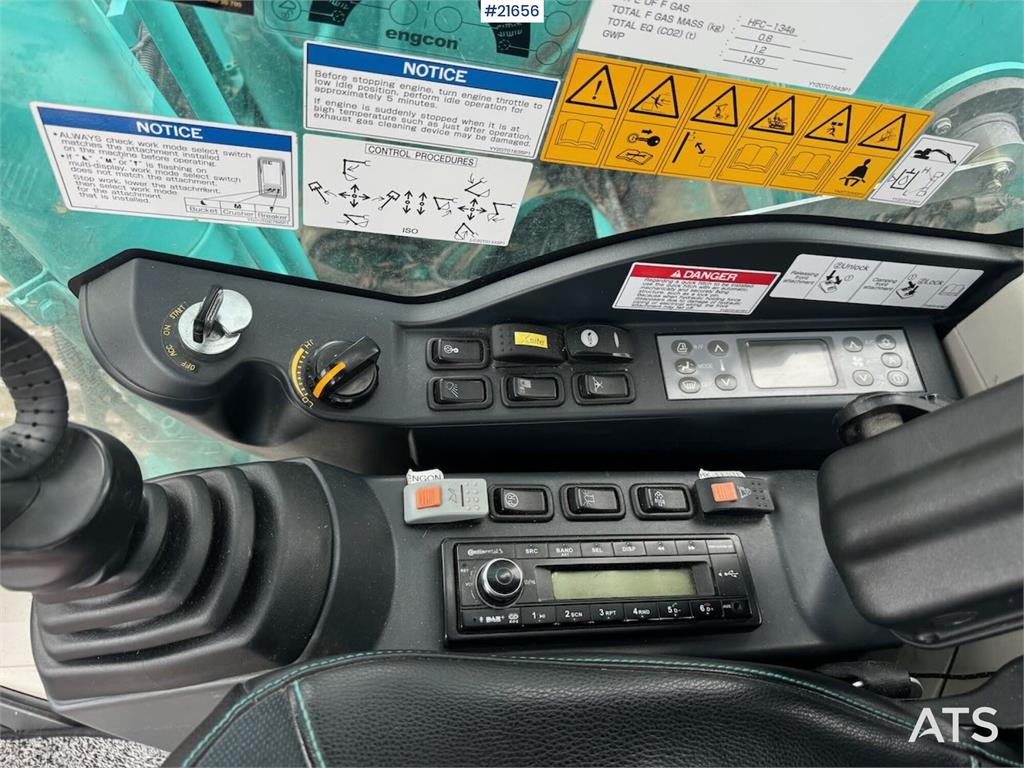 Kobelco SK230SRLC-5 Tracked Excavator w/ Tilt, Bucket and