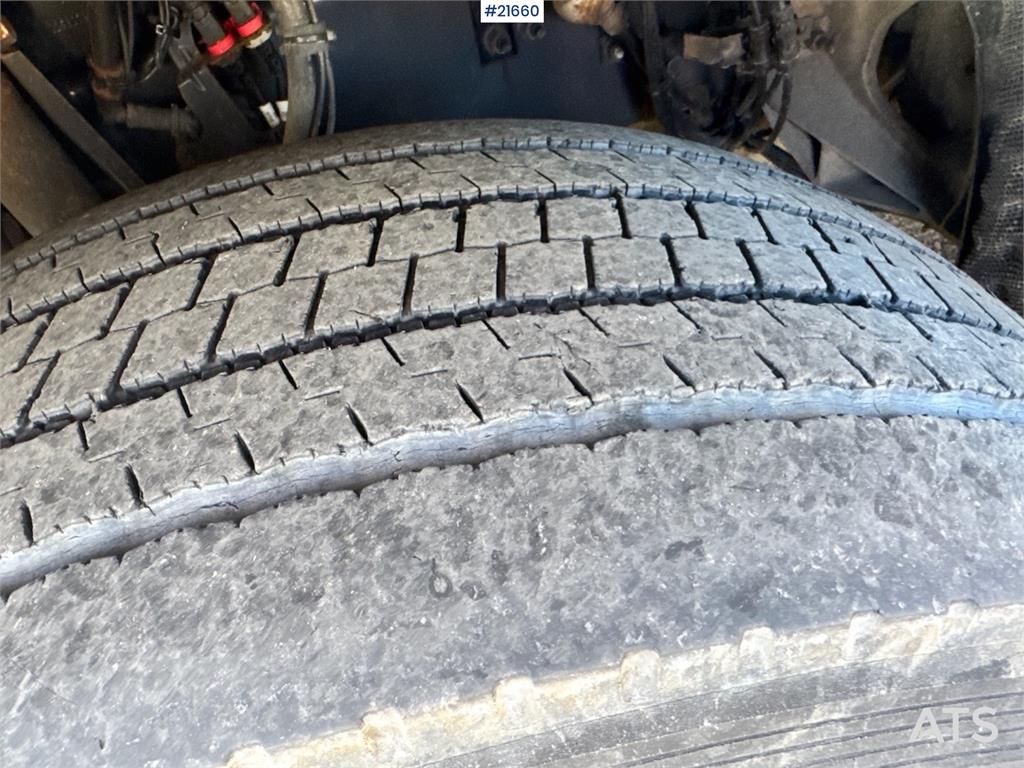 Renault T380 6x2 Crane truck w/ 19 t/m Palfinger.