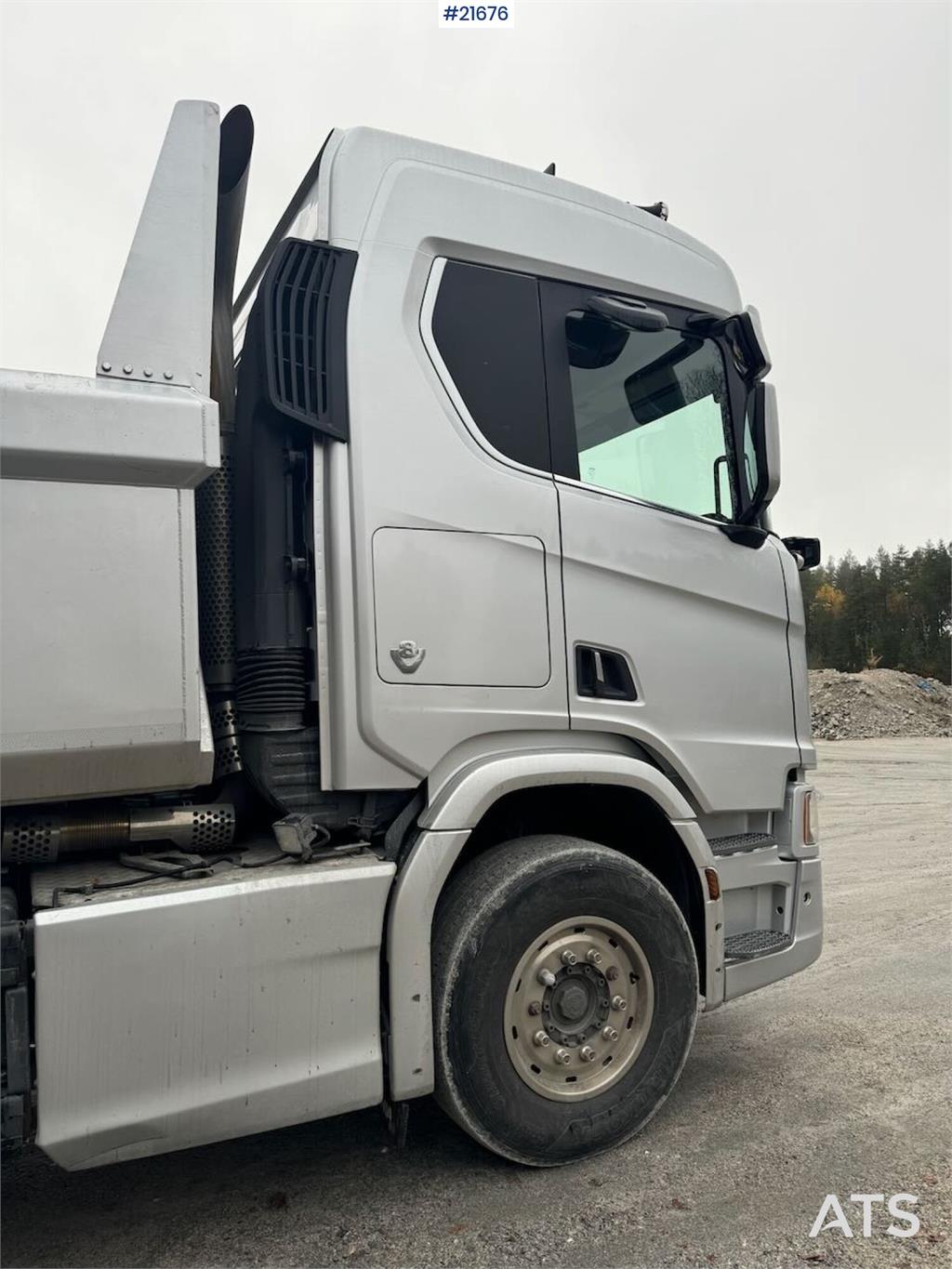 Scania R580 6x4 Tipper Truck with Snow Plow Setup