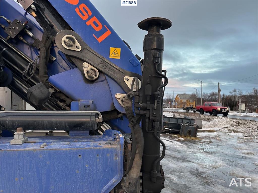 Volvo FM12 Globetrotter 6x4 crane truck w/ rear mounted