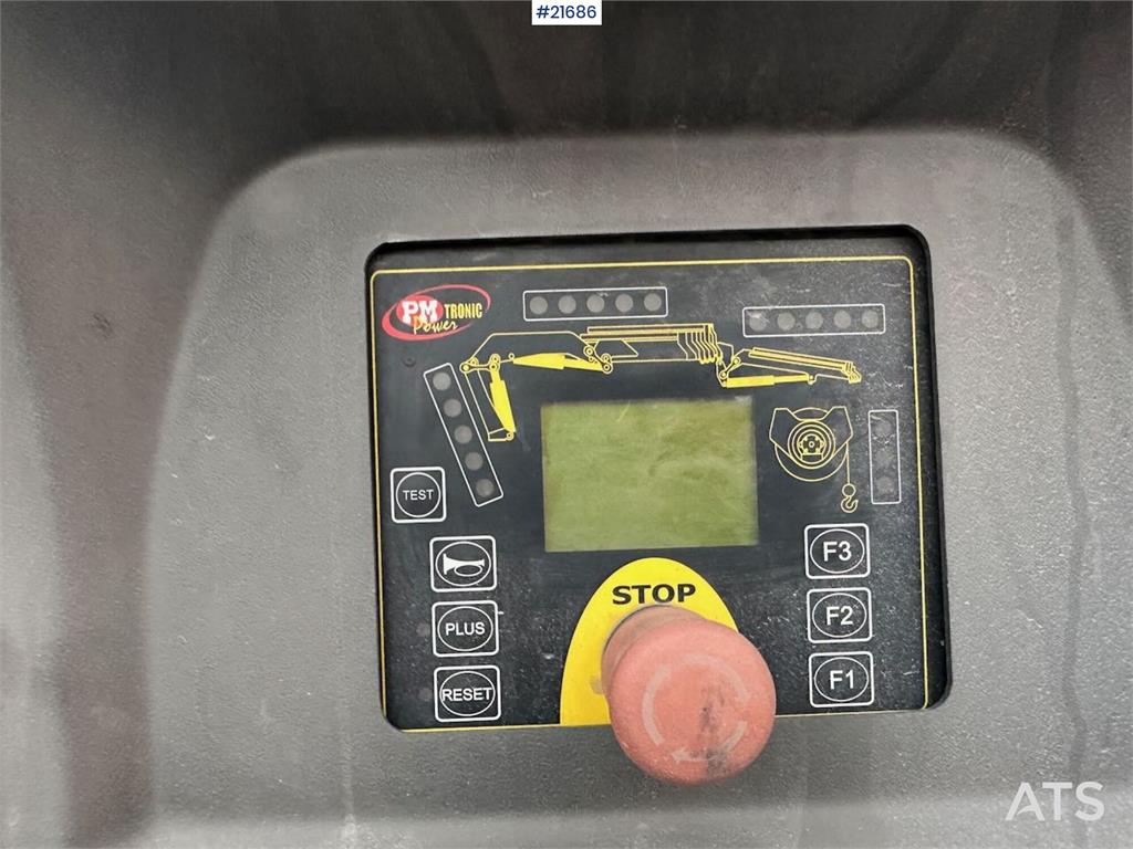 Volvo FM12 Globetrotter 6x4 crane truck w/ rear mounted