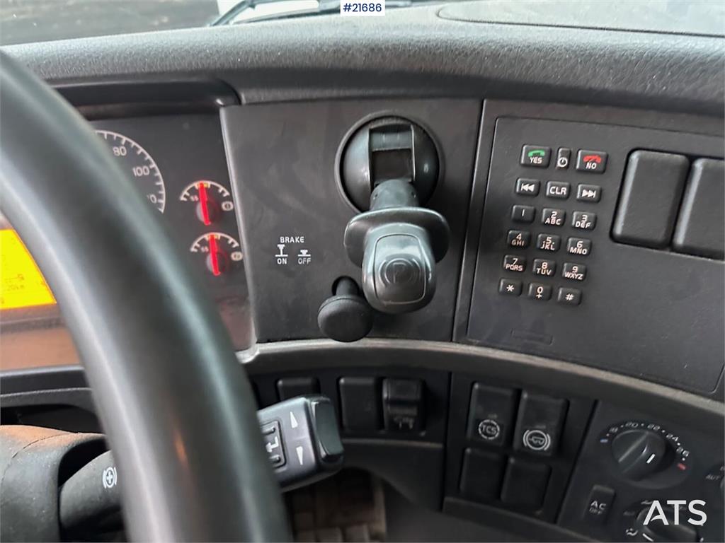 Volvo FM12 Globetrotter 6x4 crane truck w/ rear mounted