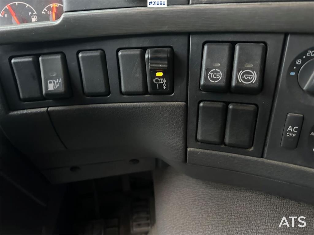 Volvo FM12 Globetrotter 6x4 crane truck w/ rear mounted