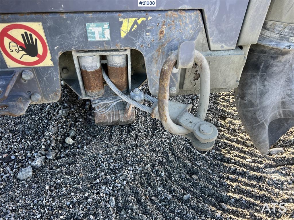 Atlas Copco T35R-01 Drilling rig w/ cop 2540 hammer, grinder a