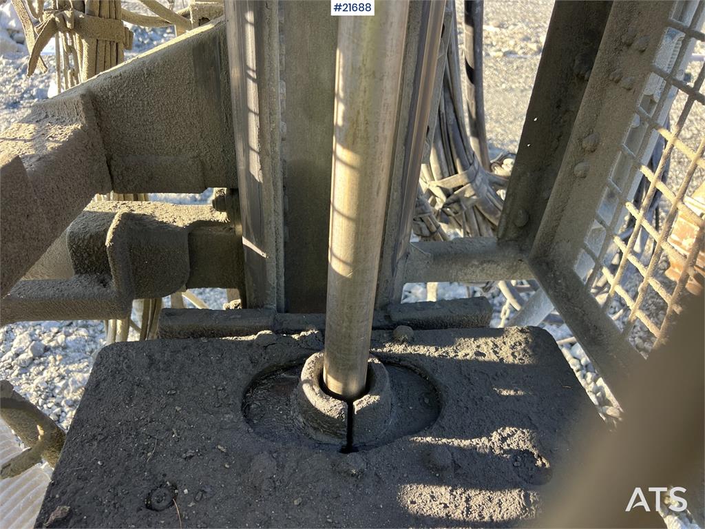 Atlas Copco T35R-01 Drilling rig w/ cop 2540 hammer, grinder a