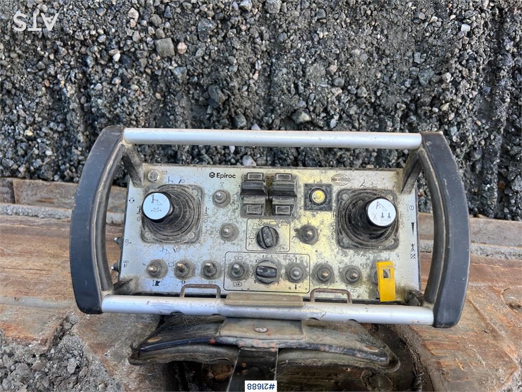 Atlas Copco T35R-01 Drilling rig w/ cop 2540 hammer, grinder a