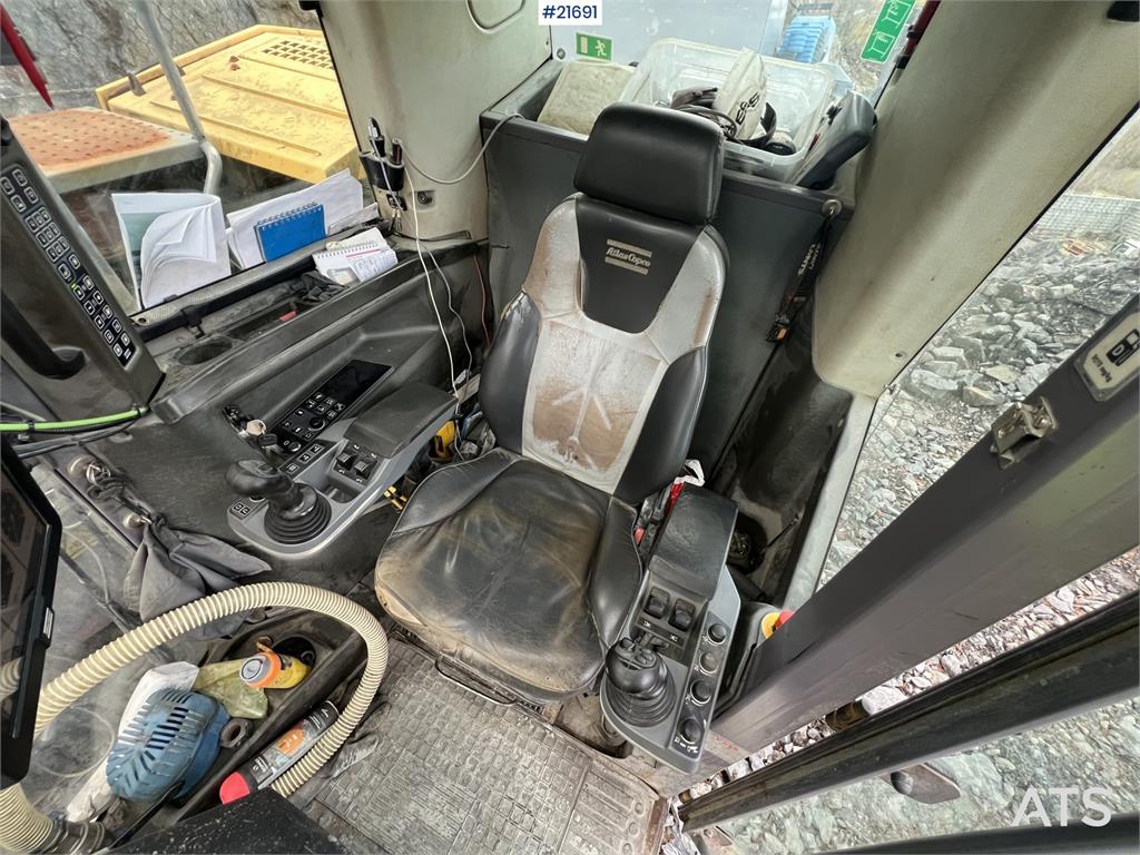 Atlas Copco smartroc T40-11 drilling rig w/2540 hammer, CME gr