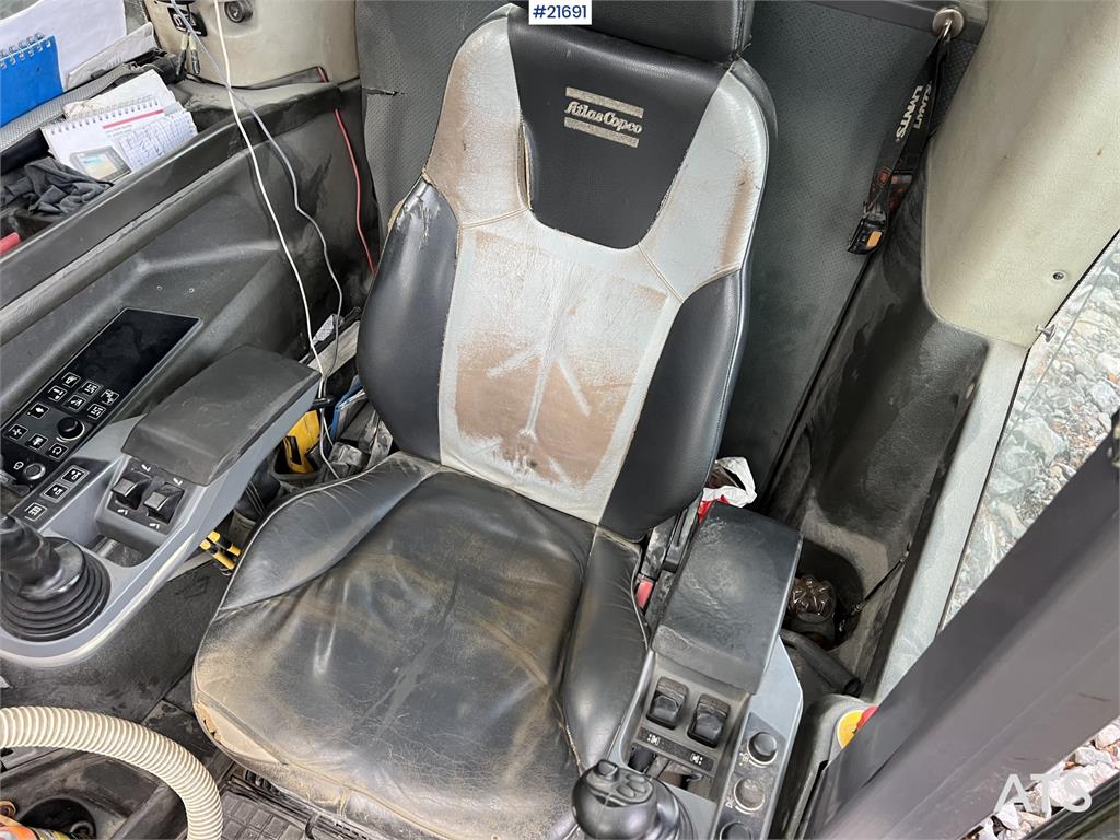 Atlas Copco smartroc T40-11 drilling rig w/2540 hammer, CME gr