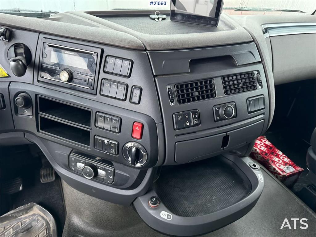 DAF XF530 6x2 Hook truck w/ VDL Hook WATCH VIDEO