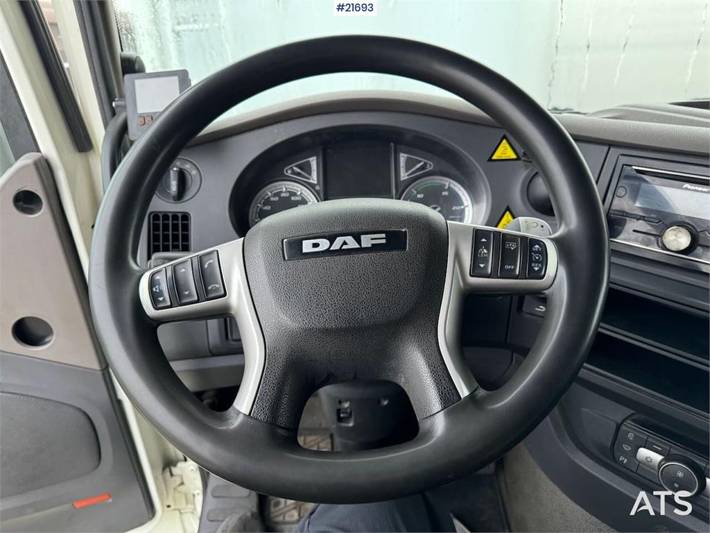 DAF XF530 6x2 Hook truck w/ VDL Hook WATCH VIDEO
