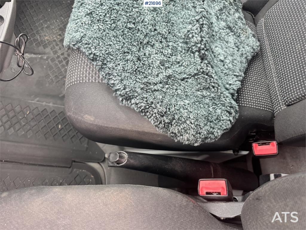 Mercedes-Benz Sprinter 316 w/ Lift