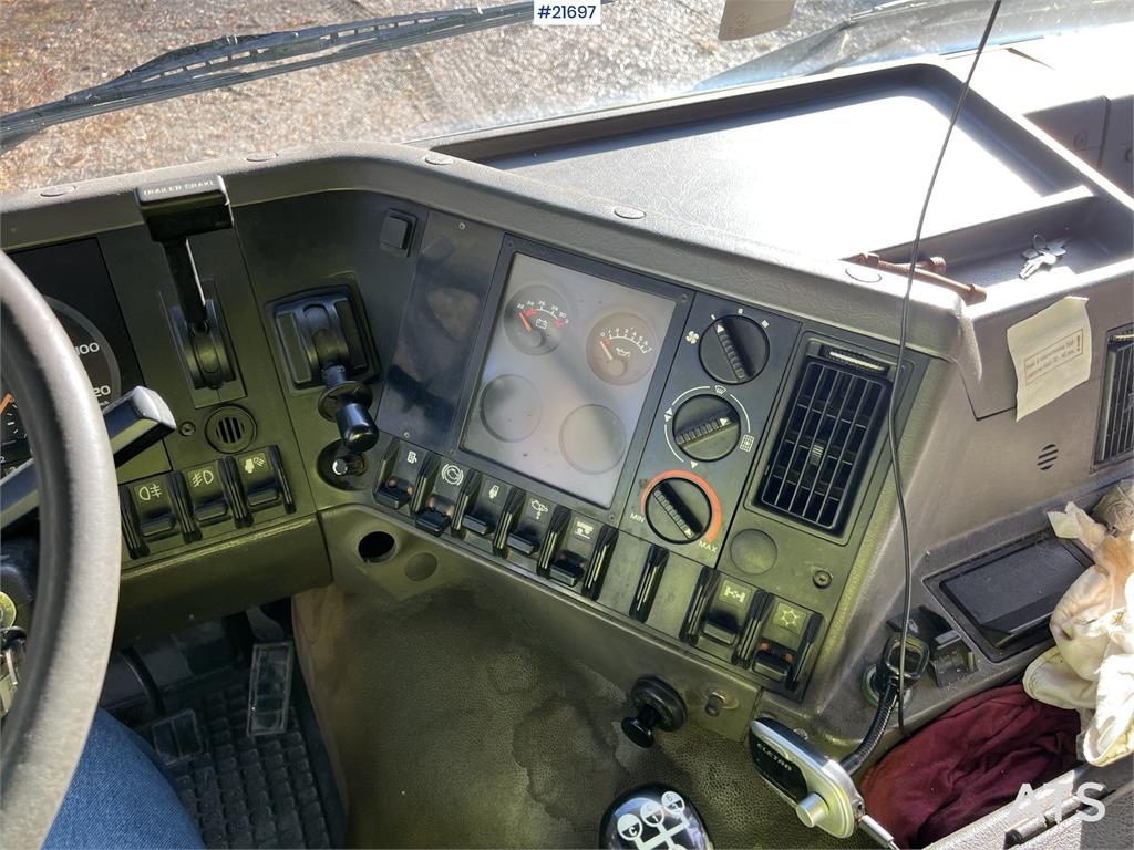 Volvo FH12 6x2 Tipper