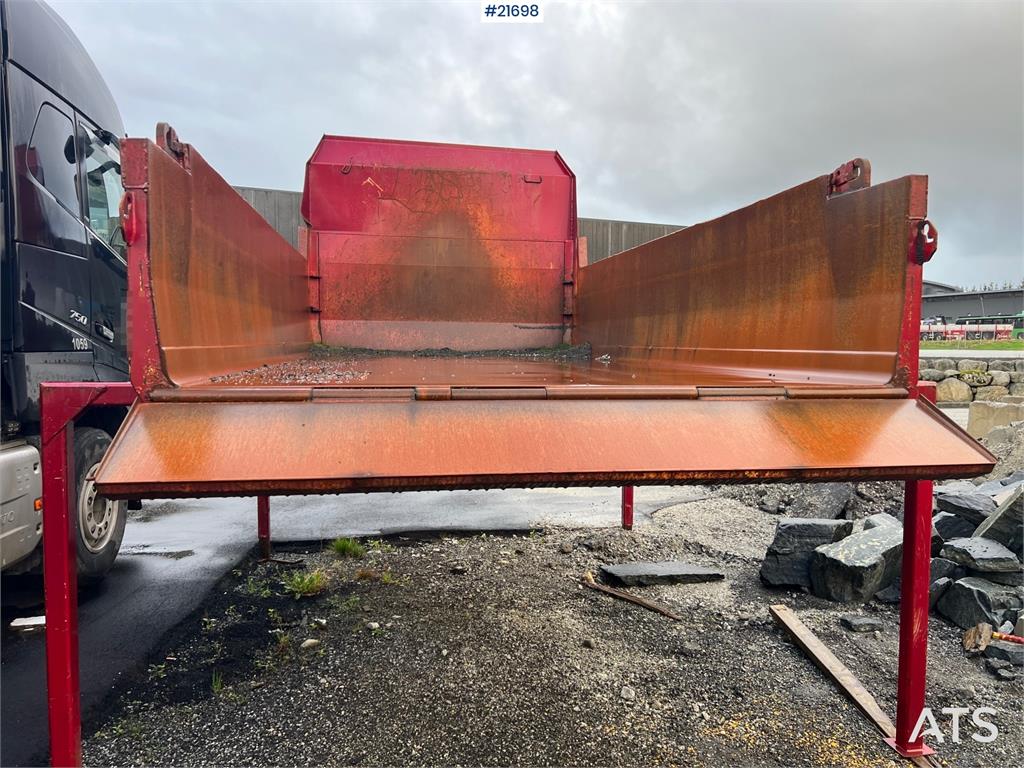 Volvo FH540 6x4 tipper truck w/ asphalt box and tipper b