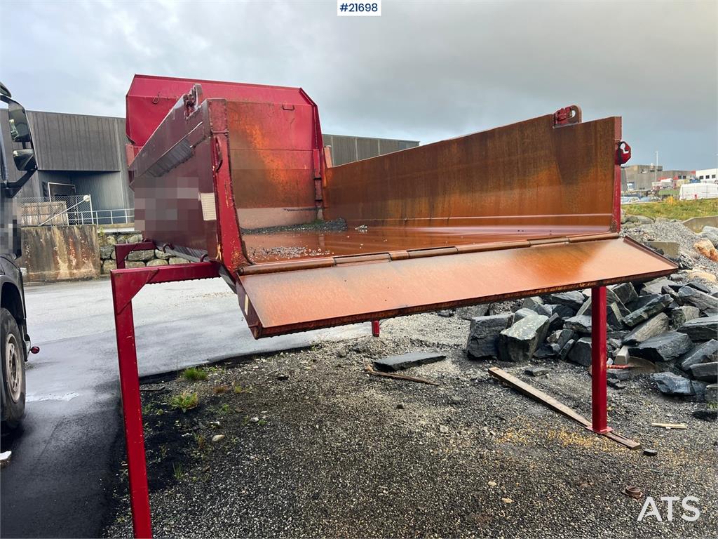 Volvo FH540 6x4 tipper truck w/ asphalt box and tipper b