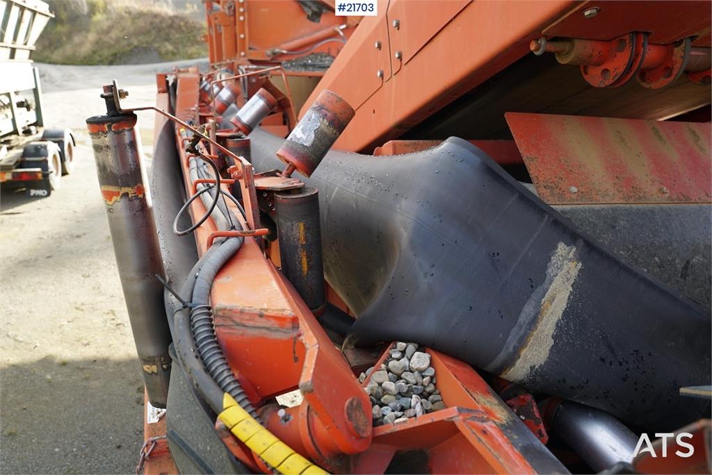 Finlay 683 2 cover sorting plant w/only 5900 hours on SEM