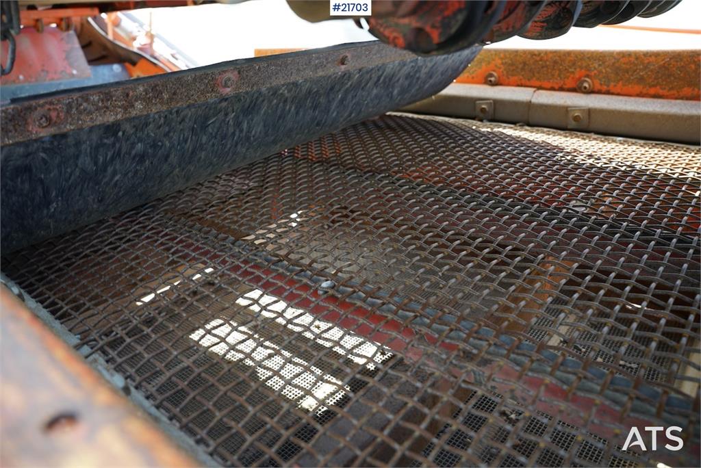 Finlay 683 2 cover sorting plant w/only 5900 hours on SEM