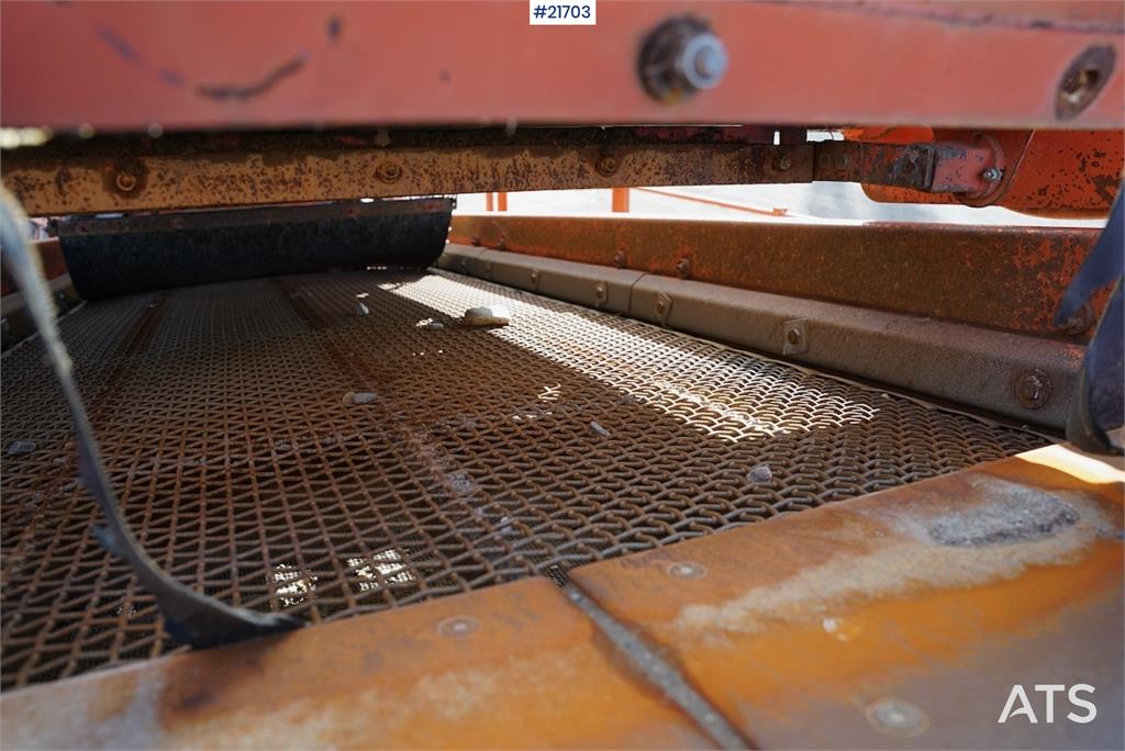 Finlay 683 2 cover sorting plant w/only 5900 hours on SEM