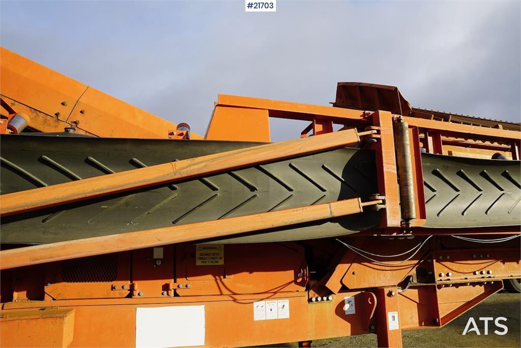 Finlay 683 2 cover sorting plant w/only 5900 hours on SEM