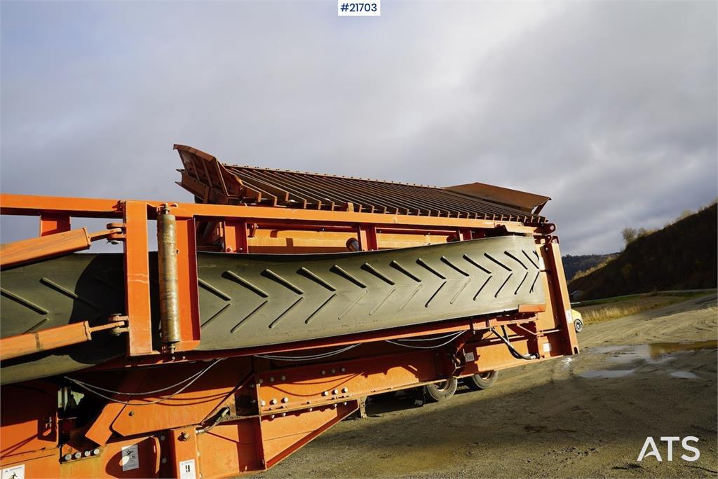 Finlay 683 2 cover sorting plant w/only 5900 hours on SEM