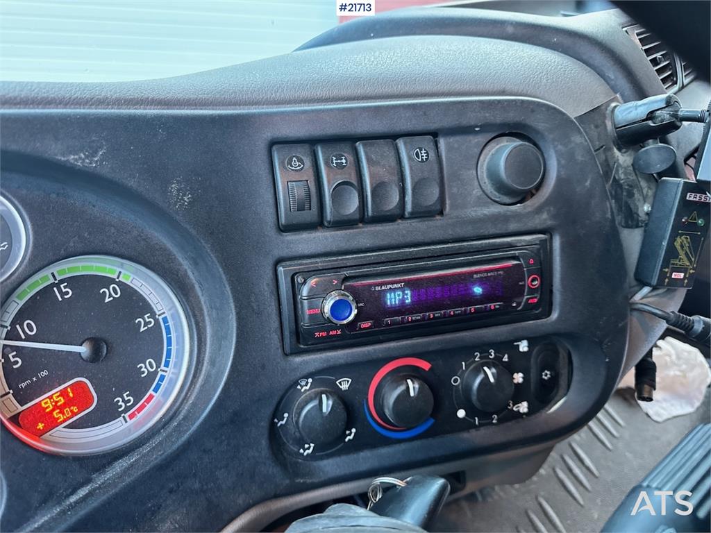 DAF Fa 45.220 Crane truck. 180,000 km.