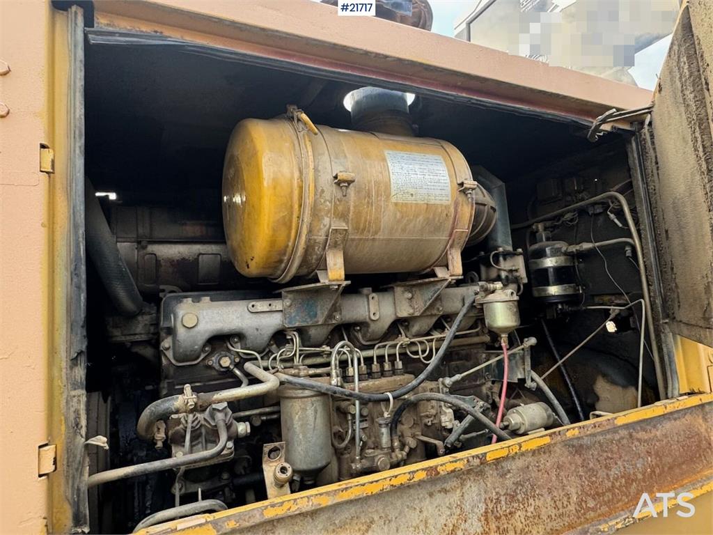 TCM 870 Wheel Loader w/ Bucket