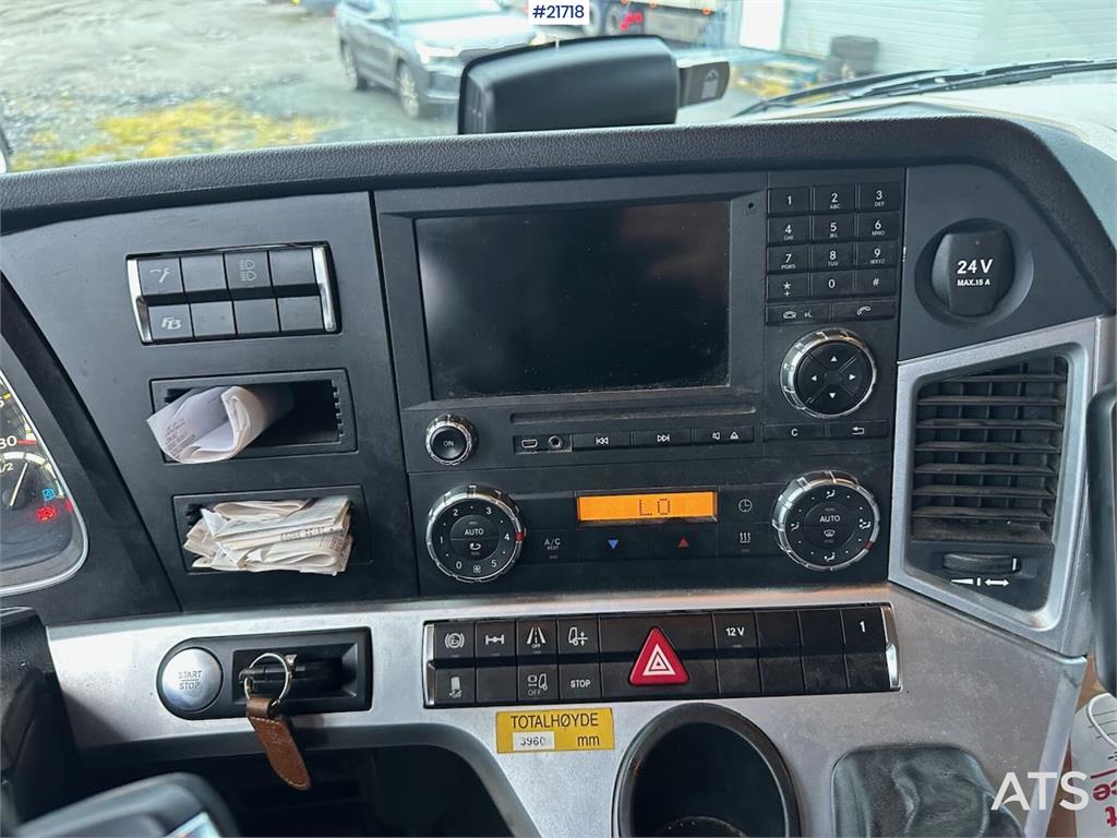 Mercedes-Benz Actros 1835 box truck w/ Full side opening, genera