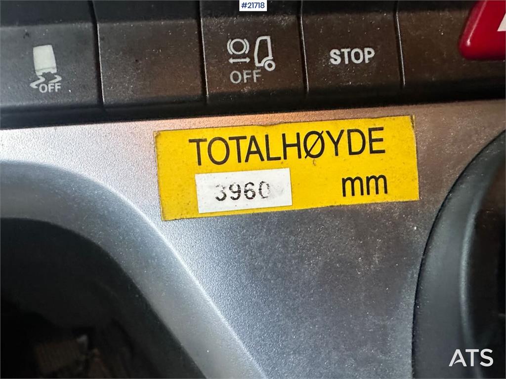 Mercedes-Benz Actros 1835 box truck w/ Full side opening, genera