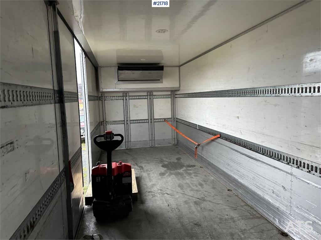 Mercedes-Benz Actros 1835 box truck w/ Full side opening, genera