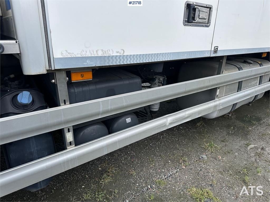 Mercedes-Benz Actros 1835 box truck w/ Full side opening, genera