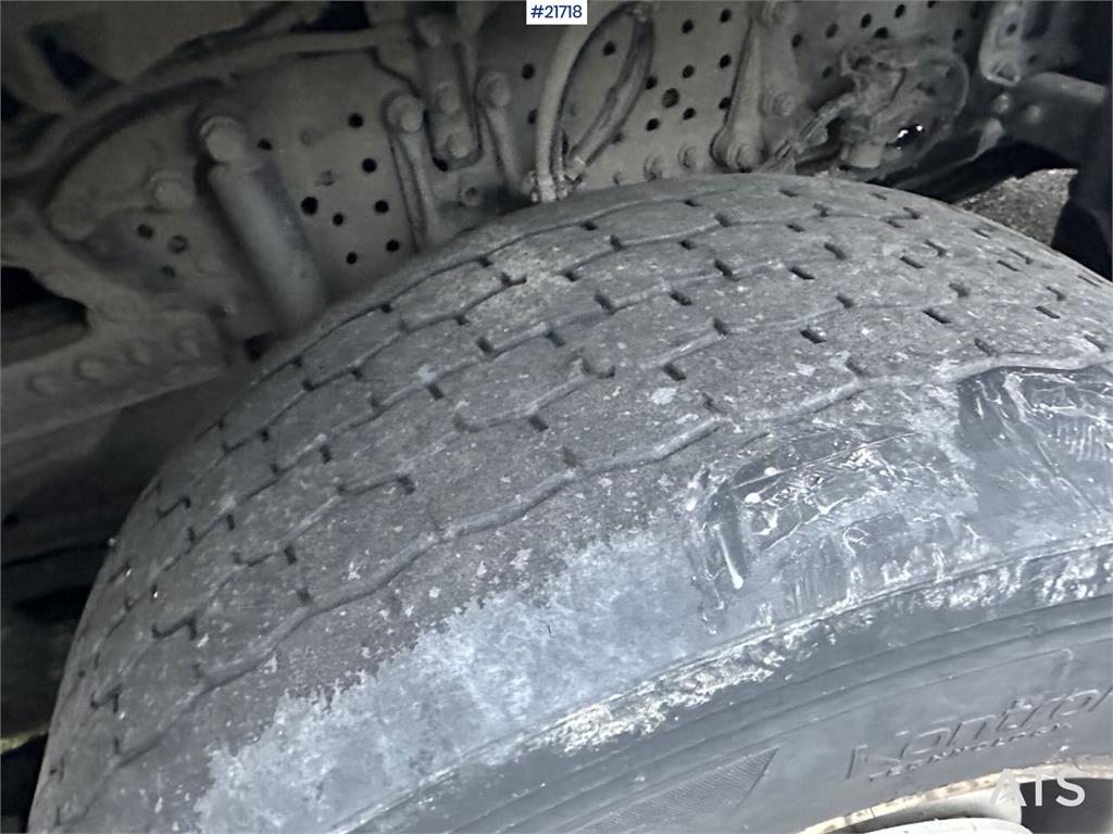 Mercedes-Benz Actros 1835 box truck w/ Full side opening, genera