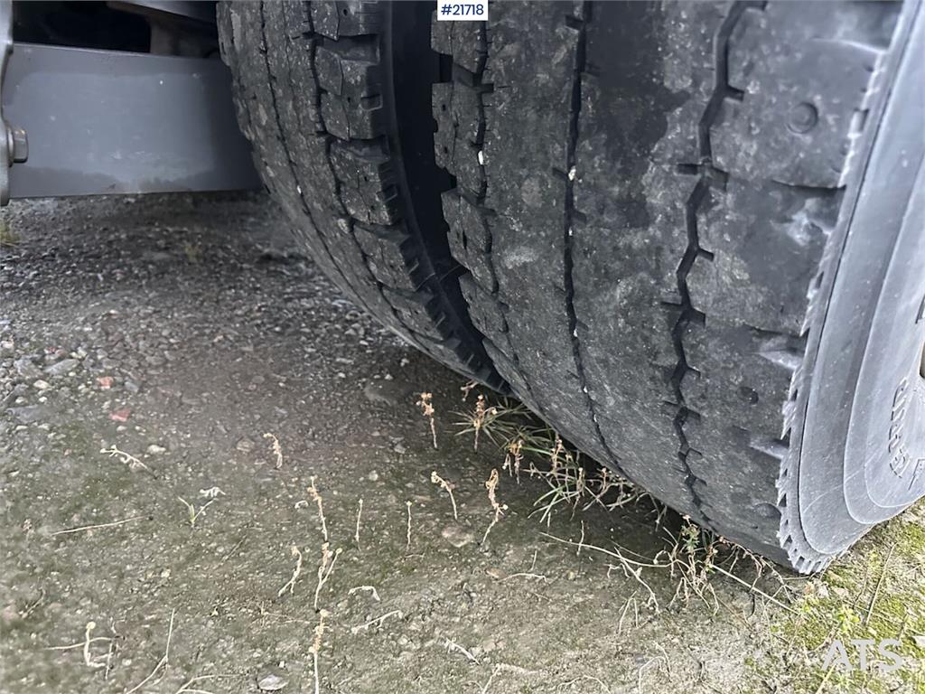 Mercedes-Benz Actros 1835 box truck w/ Full side opening, genera