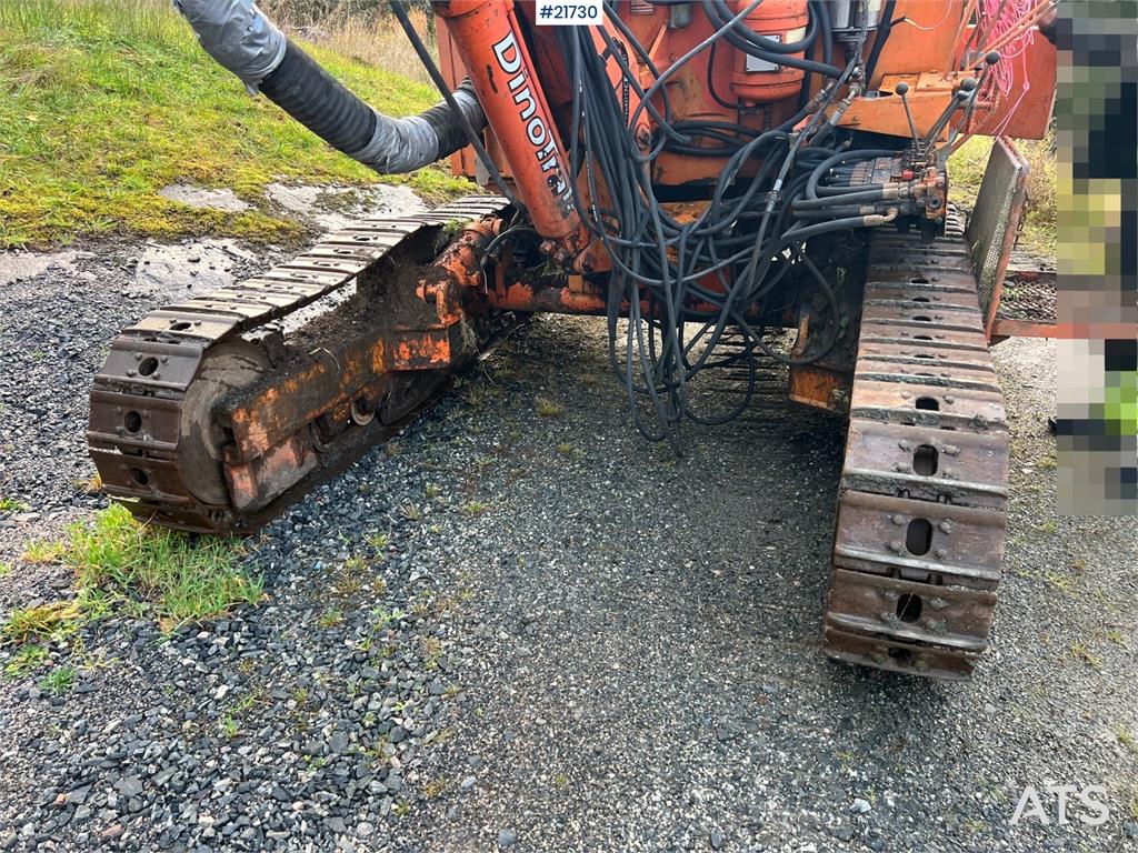 Tamrock DHA400 Drilling rig w/ CPR 438L hammer