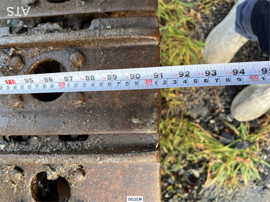 Tamrock DHA400 Drilling rig w/ CPR 438L hammer