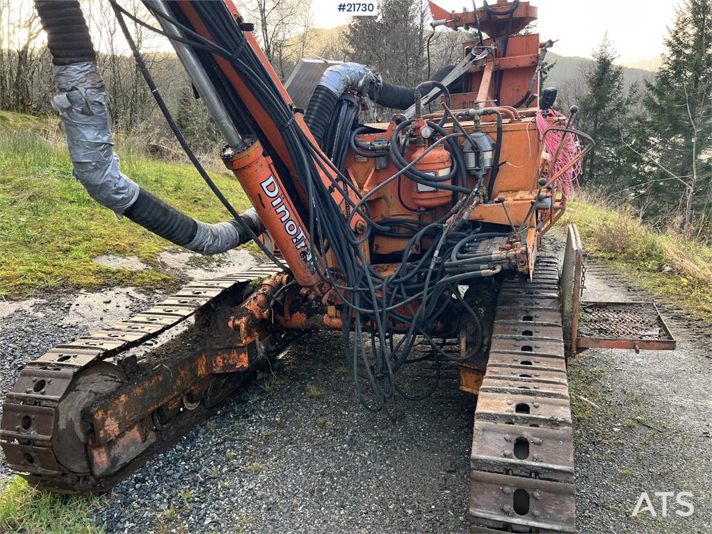 Tamrock DHA400 Drilling rig w/ CPR 438L hammer