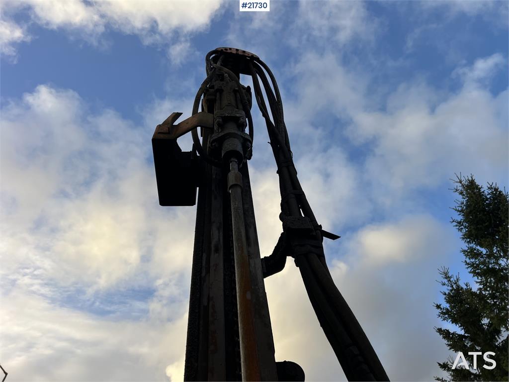 Tamrock DHA400 Drilling rig w/ CPR 438L hammer